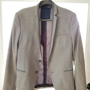 Modern two toned double vented dress blazer, tuxedo lapel, 3 pockets.